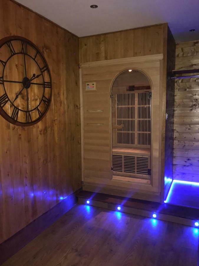 Le Chalet Loft And Spa Villeurbanne Ngoại thất bức ảnh